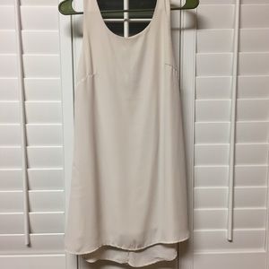 NWT Flowy dress size small
